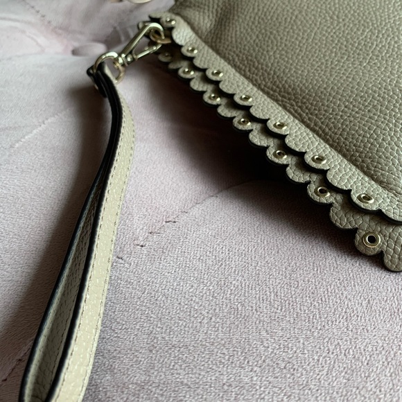 Michael Kors clutch - Picture 4 of 4